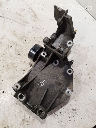 Alfa Romeo 159 Generator/alternator bracket 55197248