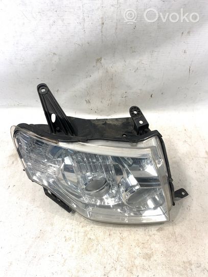 Mitsubishi Pajero Headlight/headlamp 10067018