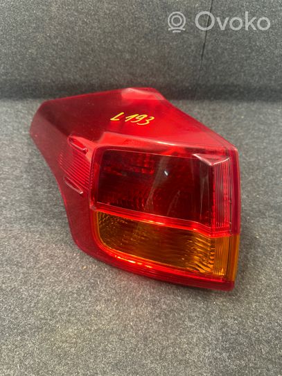 Toyota RAV 4 (XA40) Lampa tylna 13669