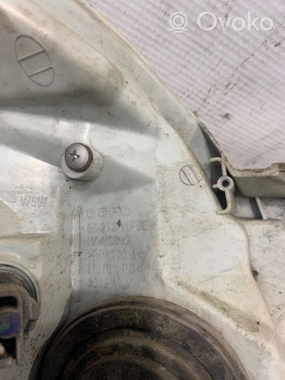 Toyota Corolla Verso E121 Faro/fanale 0821211F9L