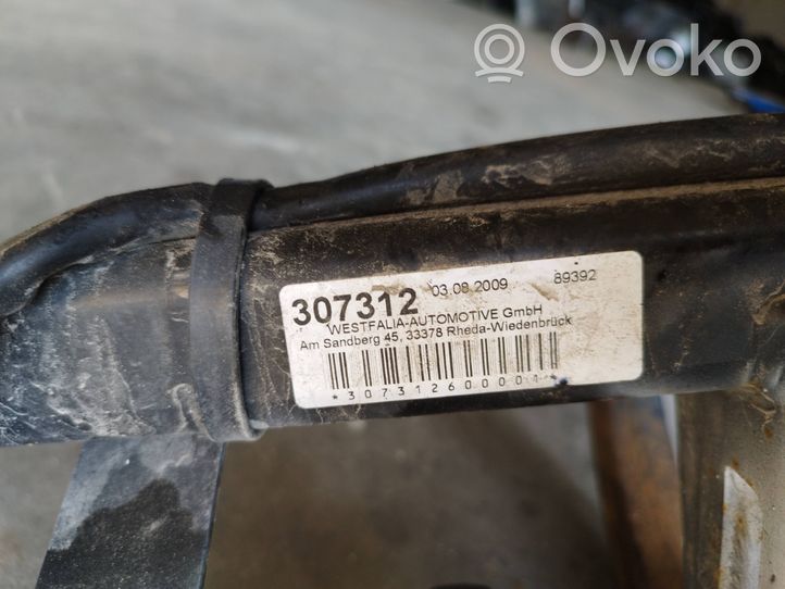 Ford Fiesta Hak holowniczy / Komplet 307312