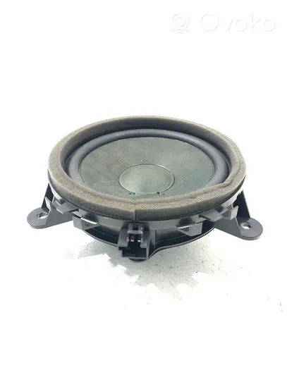 Volvo V50 Rear door speaker 