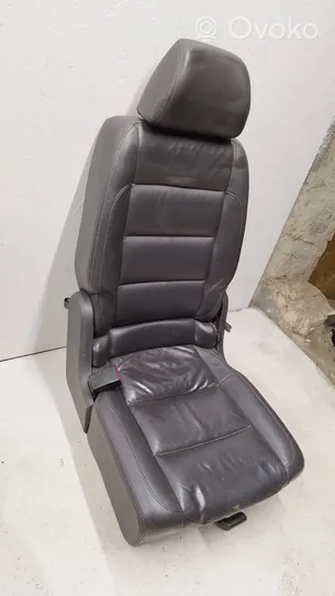 Volkswagen Touran I Juego del asiento 