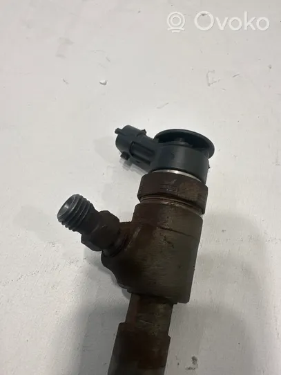 Peugeot Partner Injecteur de carburant 0445110566