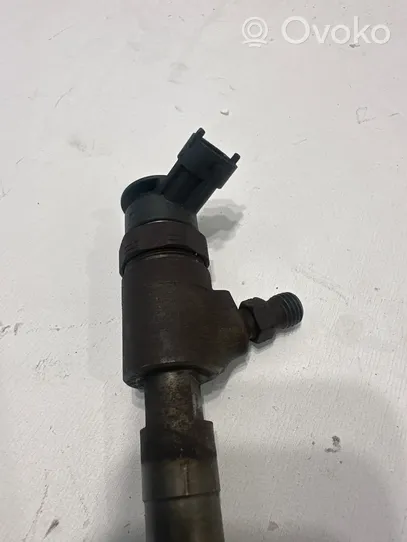 Peugeot Partner Injecteur de carburant 0445110566