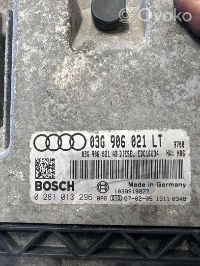 Audi A3 S3 8P Moottorin ohjainlaite/moduuli 03G906021LT