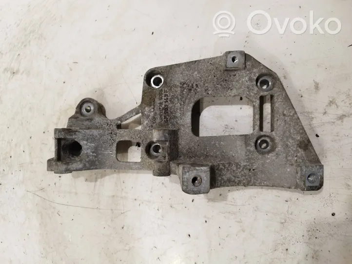 Volkswagen Golf V Generator/alternator bracket 06f903143F