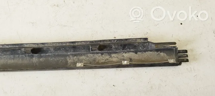 Volkswagen PASSAT B7 Sill 3aa853855