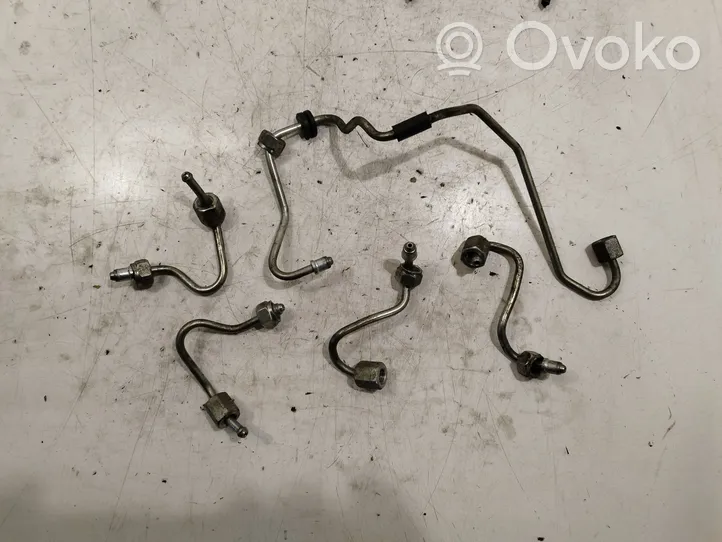 BMW 3 F30 F35 F31 Tuyau d'alimentation d'injecteur de carburant 