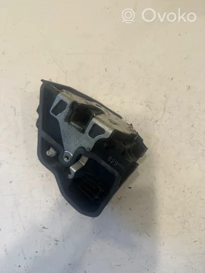 BMW 1 E81 E87 Rear door lock 7154630