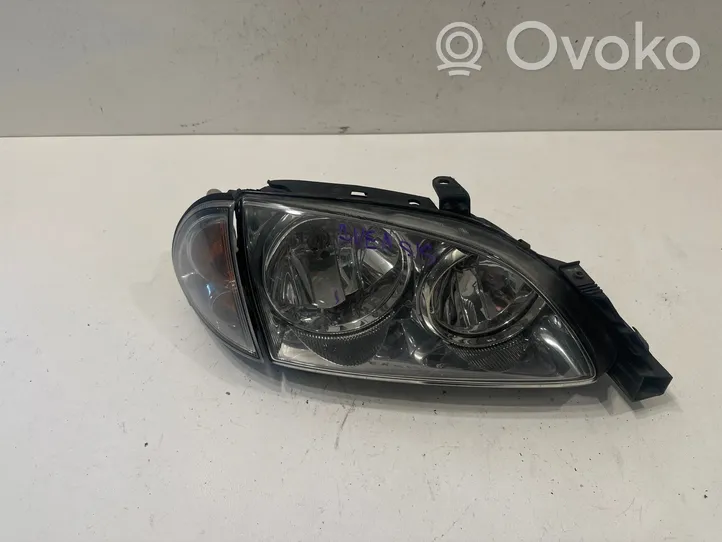 Toyota Avensis T220 Faro/fanale 54534380