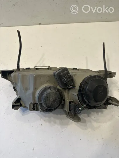 Saab 9-5 Lampa przednia 