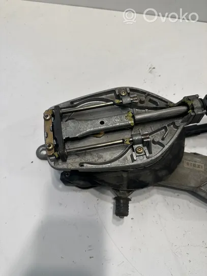 Mercedes-Benz C W202 Motor y varillaje del limpiaparabrisas delantero A2028202308