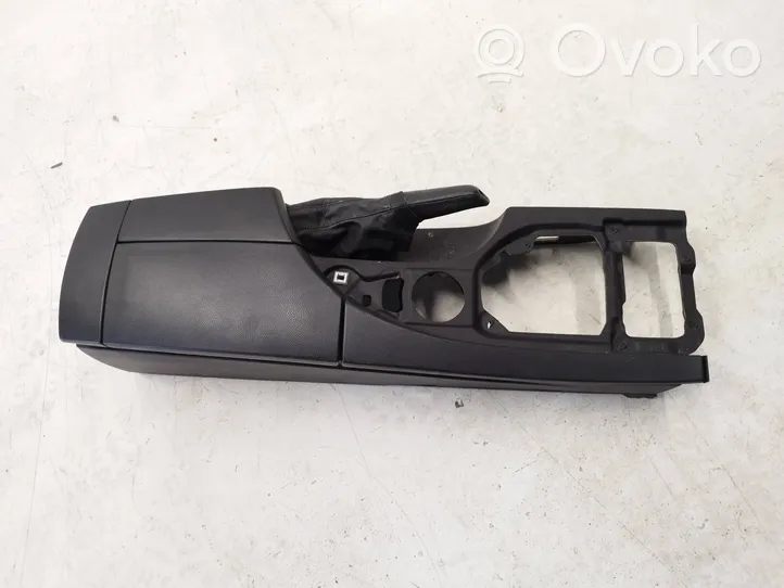 BMW 5 E60 E61 Armlehne 7034086