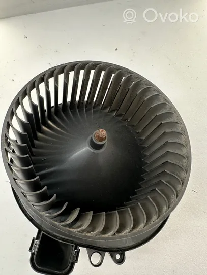 BMW 3 F30 F35 F31 Ventola riscaldamento/ventilatore abitacolo 01T1016251Q