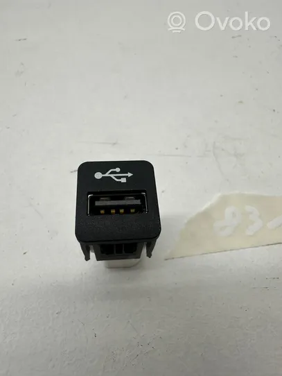 BMW 3 F30 F35 F31 USB-pistokeliitin 9229294