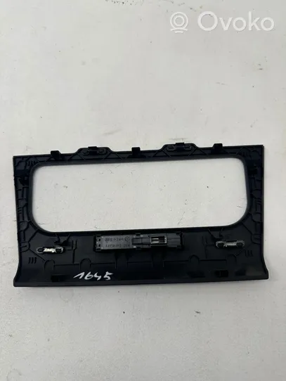 Volkswagen Golf VI Console centrale, commande chauffage/clim 5K0858069p