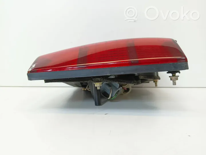 Lexus LS 400 Lampa tylna 003882