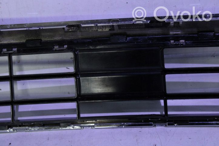 Ford Kuga II Grille inférieure de pare-chocs avant GV4417D635V