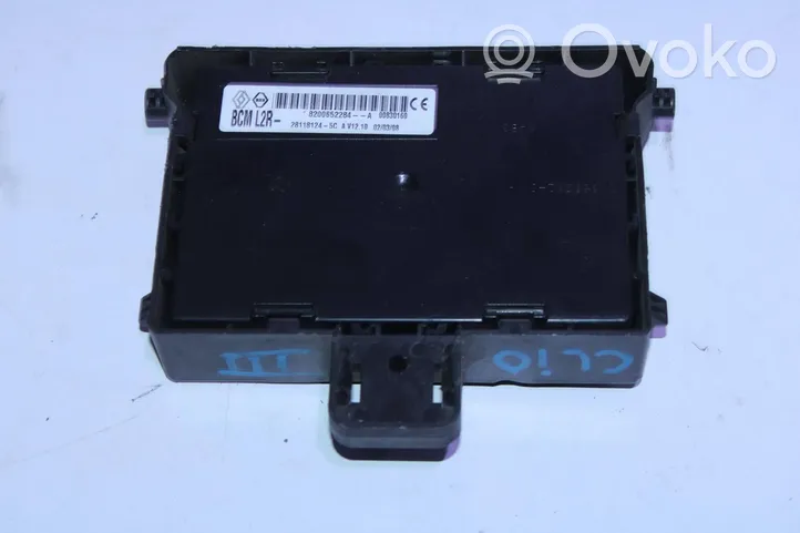 Renault Clio III Module confort 8200652284