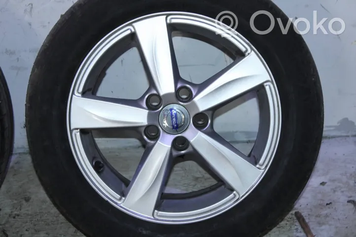 Volvo V40 Cerchione in lega R16 31317285