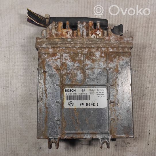 Volkswagen II LT Unité de commande, module ECU de moteur 074906021E