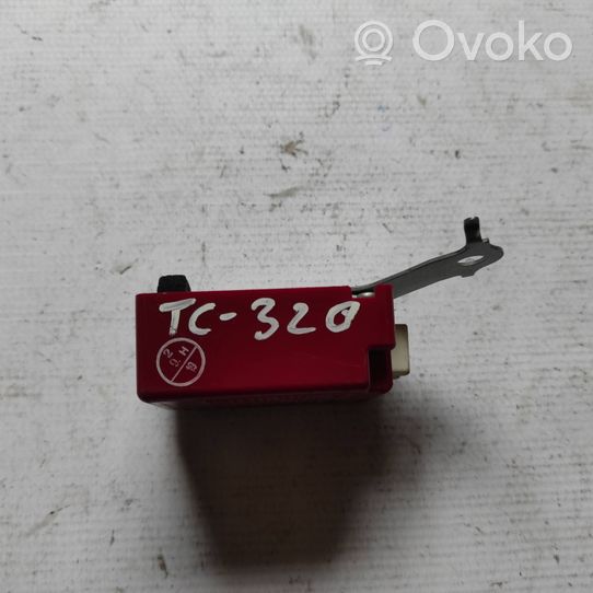 Toyota Camry Centralina/modulo portiere 8974033030