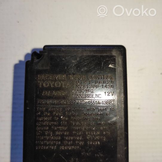 Toyota Camry Oven keskuslukituksen ohjausyksikön moduuli 8974106020