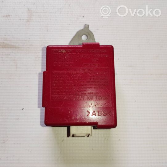 Toyota Highlander XU20 Durvju vadības bloks 8974148070