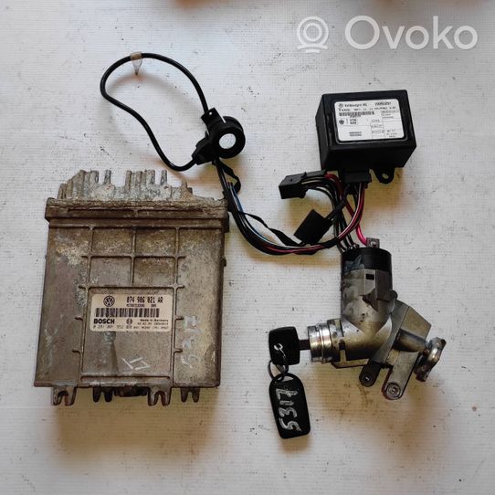 Volkswagen II LT Komputer / Sterownik ECU i komplet kluczy 074906021ar