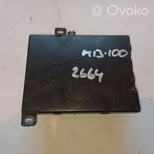 Mercedes-Benz 100 W631 Boîte à fusibles 6315401373