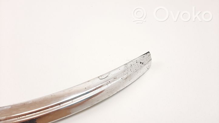 Mercedes-Benz COMPAKT W115 Windshield trim 