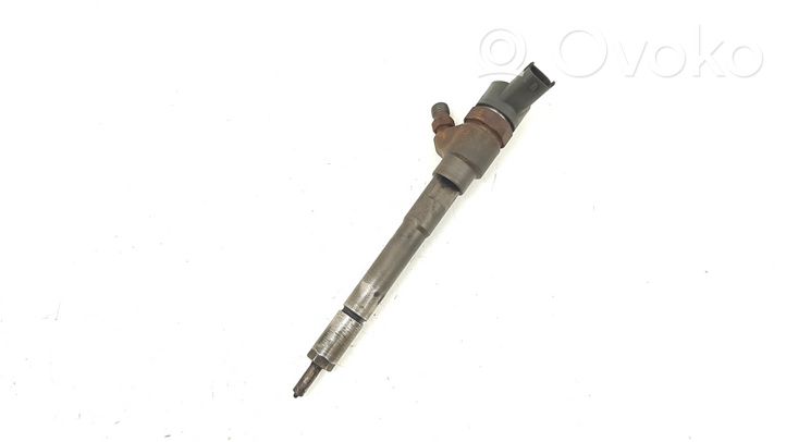 KIA Carens II Injecteur de carburant 0445110258