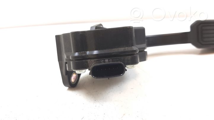 Toyota Prius (XW30) Pedal del acelerador 7811012010