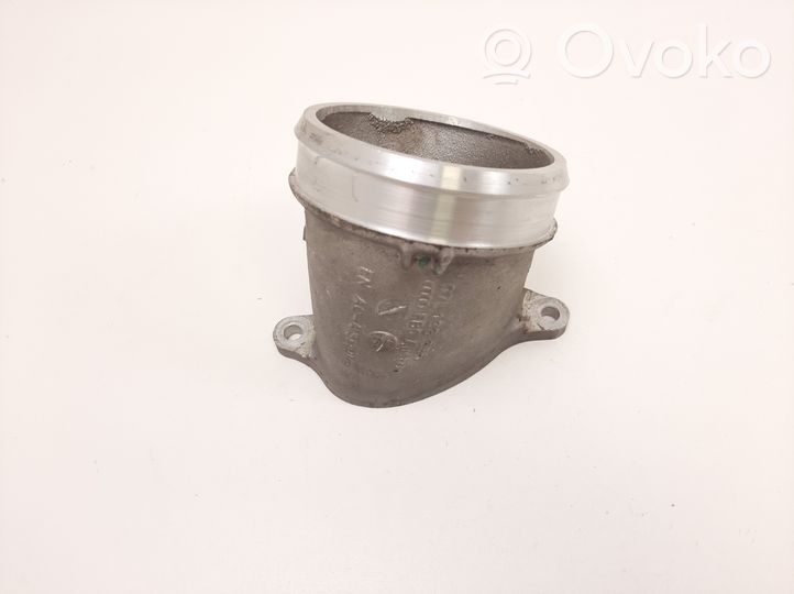 Audi RS6 C6 Tube d'admission de tuyau de refroidisseur intermédiaire 07L133355