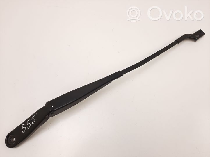 Volvo XC60 Front wiper blade arm 30753525