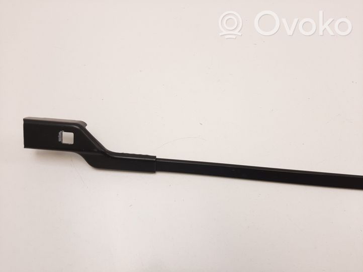 Volvo XC60 Front wiper blade arm 30753526