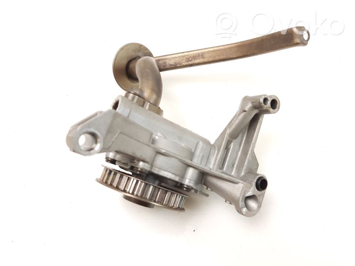 Volkswagen Crafter Oil pump 03L115105B