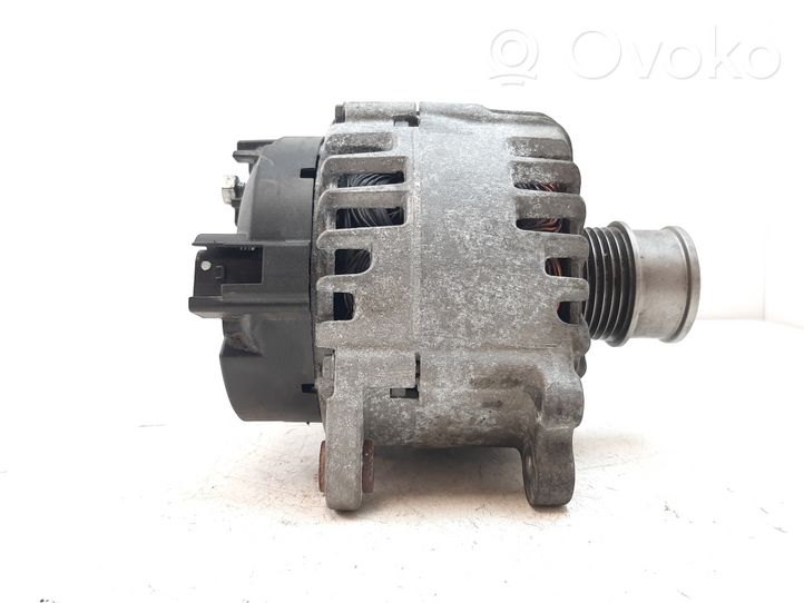 Volkswagen Golf VII Alternator 04C903023M