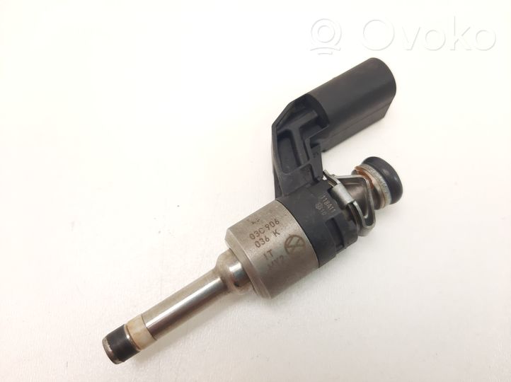 Volkswagen PASSAT CC Fuel injector 03C906036K