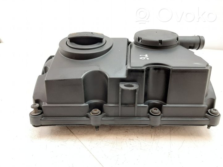 Volkswagen Polo IV 9N3 Copertura per bilanciere albero a camme 045103469H