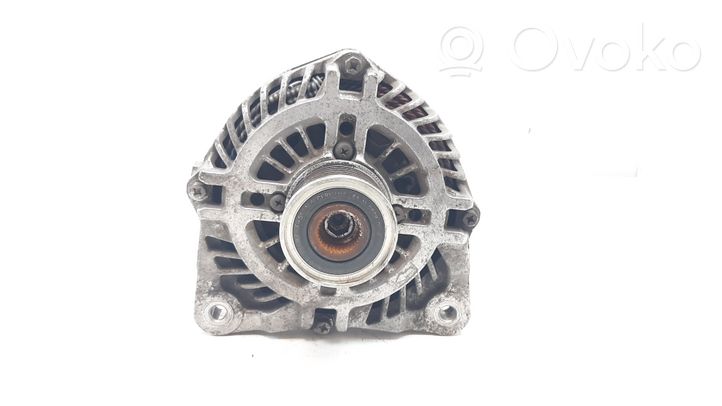 Opel Vivaro Generatore/alternatore 231009096R