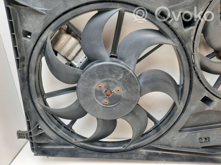 Volvo V70 Juego de ventilador 30792924