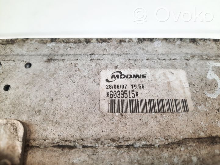 KIA Ceed Starpdzesētāja radiators 282702A610