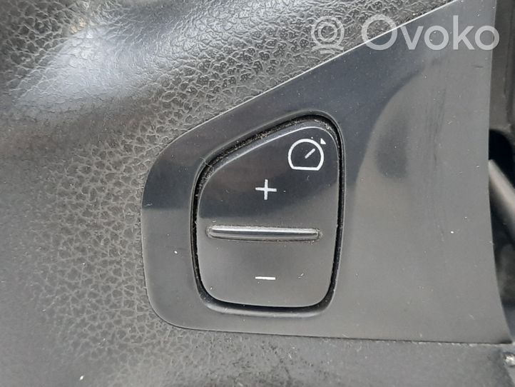 Opel Vivaro Kierownica 484008352R