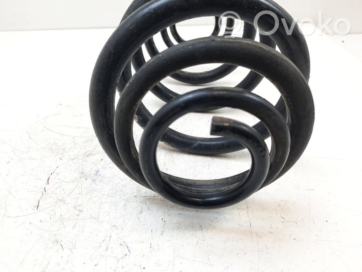 Opel Vivaro Rear coil spring 