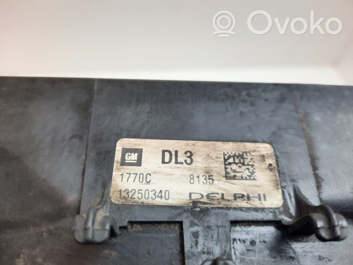 Opel Astra J Elektryczny wentylator chłodnicy 52430295