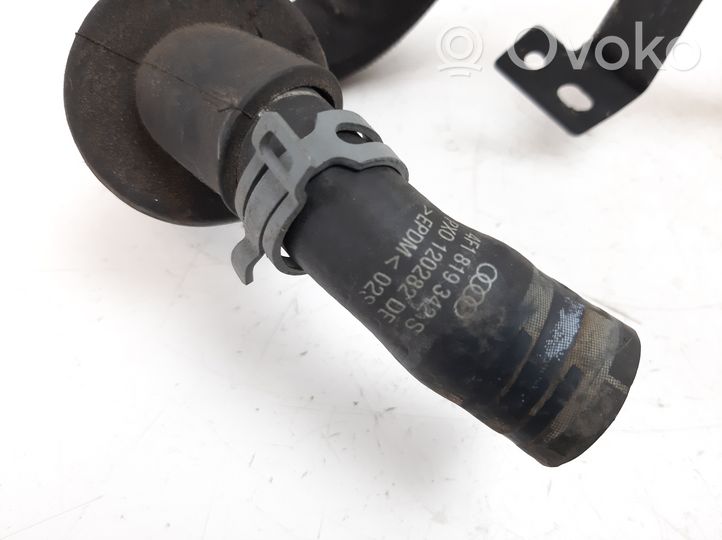 Audi RS6 C6 Tuyau de liquide de refroidissement moteur 4F0819377H