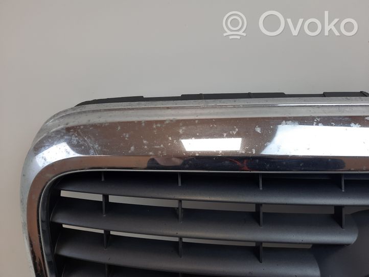 Audi A6 S6 C6 4F Grille calandre supérieure de pare-chocs avant 4F0853651