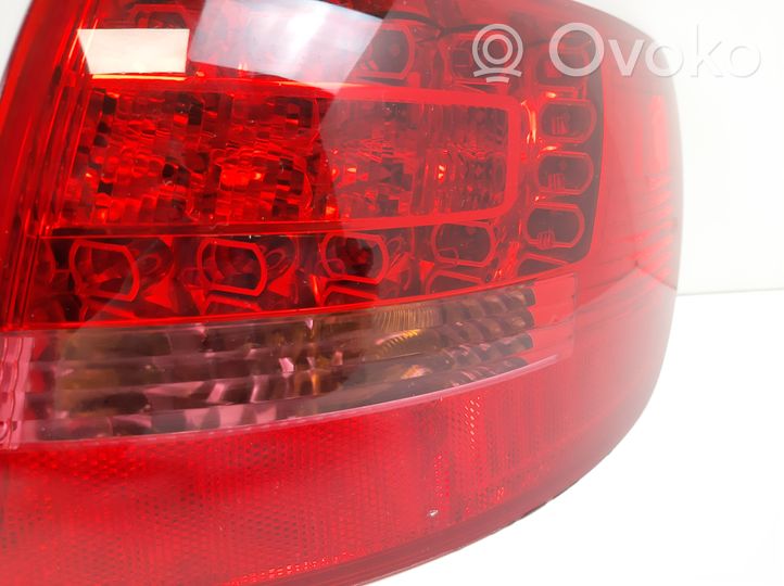 Audi RS6 C6 Lampa tylna 89037056